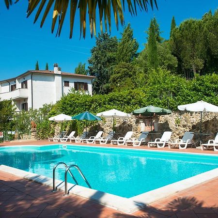 Country Hotel Le Rocce Magione Exterior photo