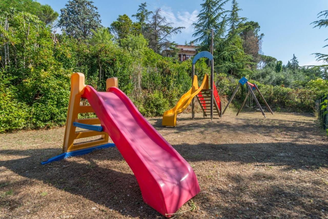 Country Hotel Le Rocce Magione Exterior photo